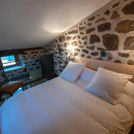 D'hotes Et Du Tapissier Gasthof *
