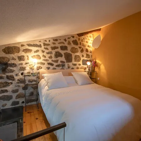 D'hotes Et Du Tapissier Gasthof Polignac (Haute-Loire)