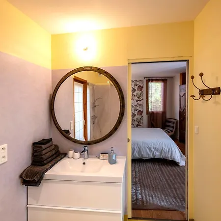 D'hotes Et Du Tapissier Guest house